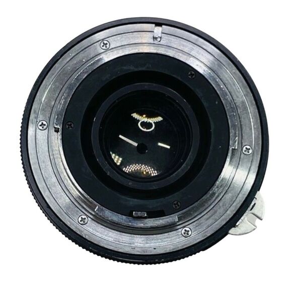 Vintage Vivitar 135mm Telephoto Lens - Picture 8 of 8